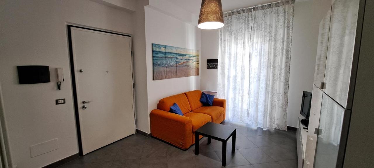 Waterfront Apartment Специя Екстериор снимка