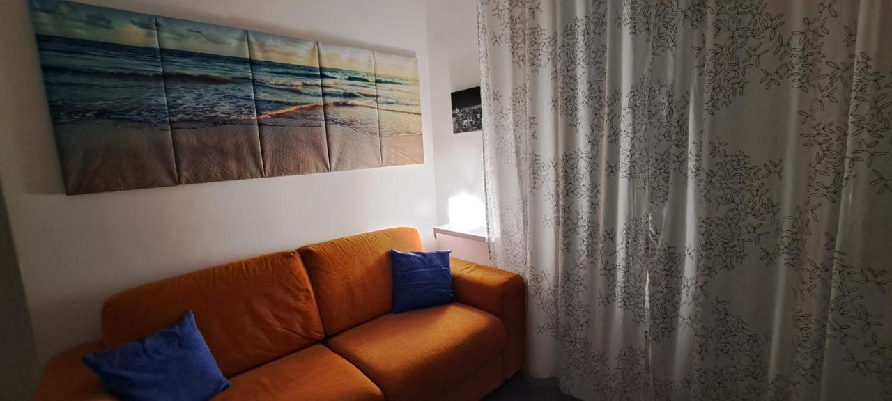 Waterfront Apartment Специя Екстериор снимка