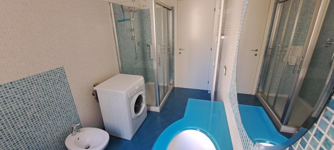 Waterfront Apartment Специя Екстериор снимка